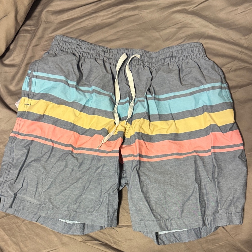 chubbies 7” Gray Swim Trunks with Blue, Yellow, and Coral Stripes